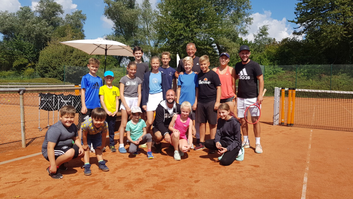 Tenniscamps in den Sommerferien